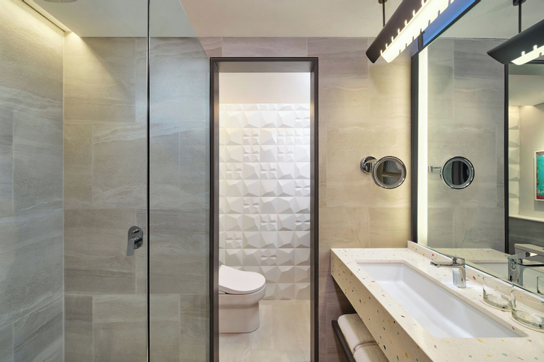 Bathroom 19
