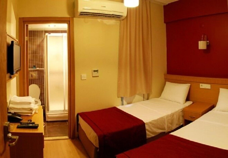 Bedroom 3, Cetinkaya Hotel, Merkez
