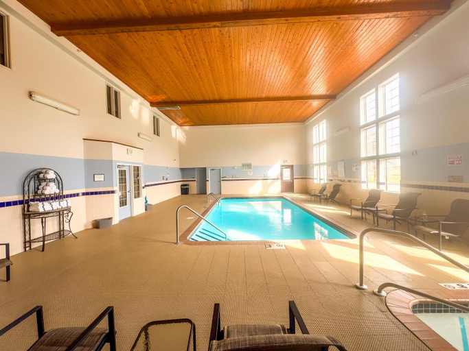 Sport & Beauty 2, Country Trails Inn &Suites, Fillmore