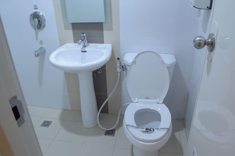 Bathroom 5, Hotel Sogo Bagong Barrio, Kalookan City