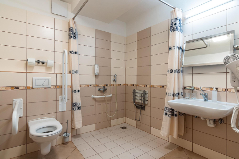 Bathroom 3, Hotel Garni VÅ B, Ostrava
