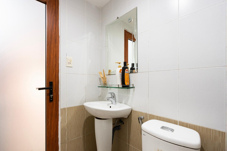 Bathroom 4, Nina Home- De Tham St, District 1