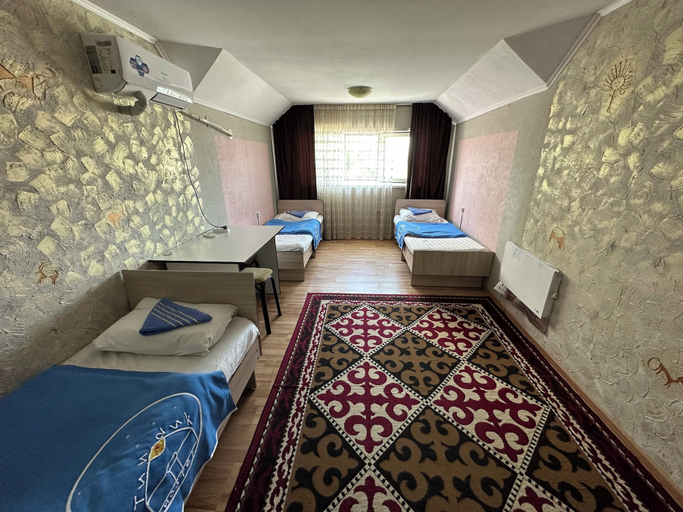 Others 5, Tunduk hostel, Bishkek