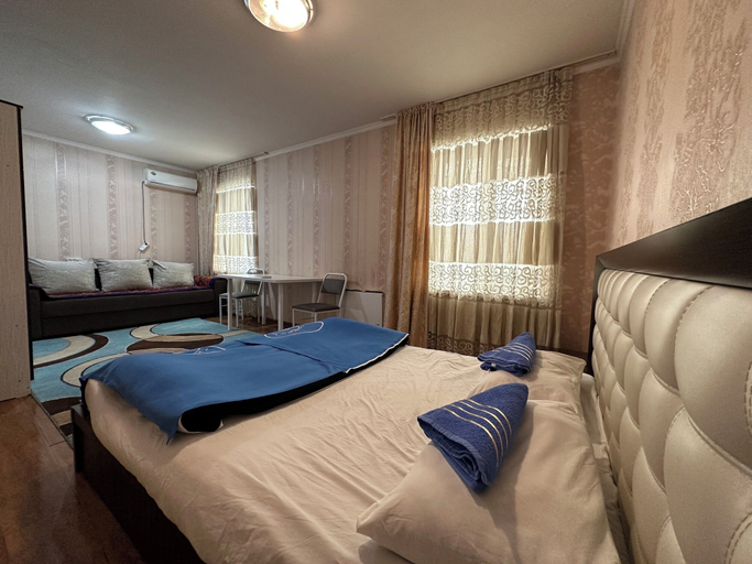 Bedroom 3, Tunduk hostel, Bishkek
