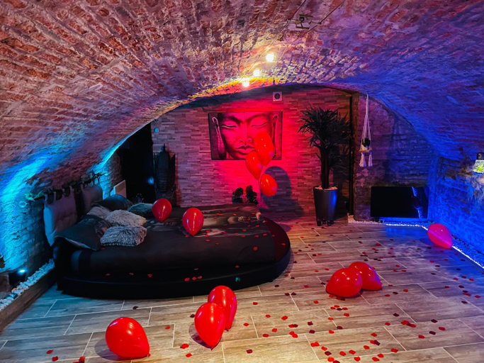Others 5, loveroom21, Nord
