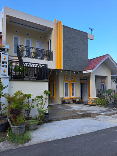 Exterior 19