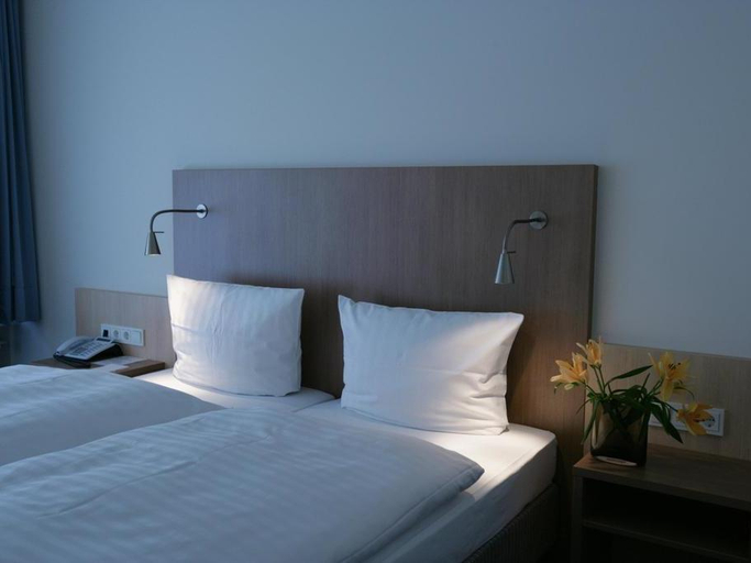 Bedroom 3, Hotel Senator München, München