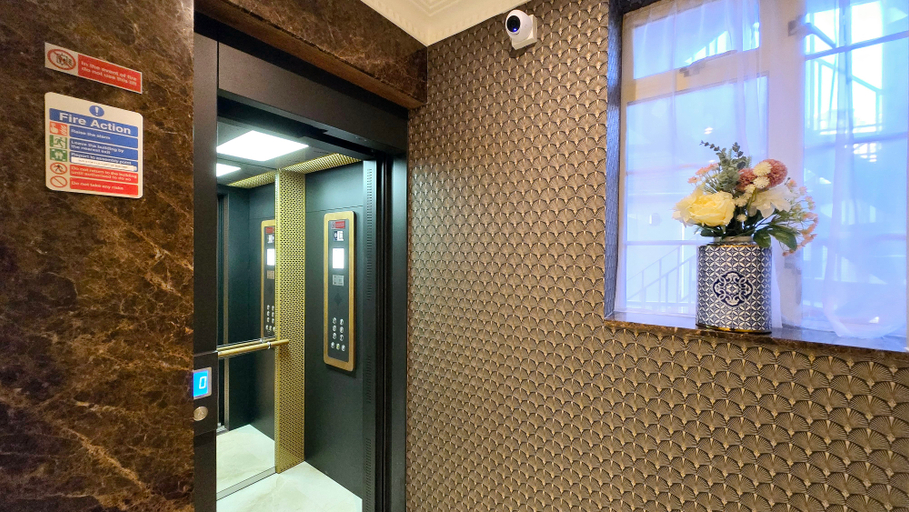 Public Area 5, Fountain House Apartments, London