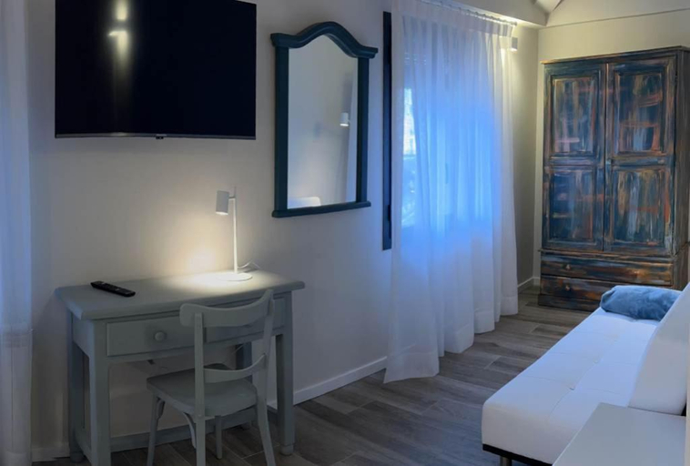 Others 4, Hostal Cal Pericas, Barcelona