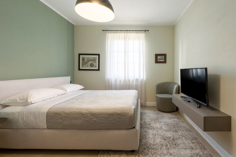 Bedroom 9