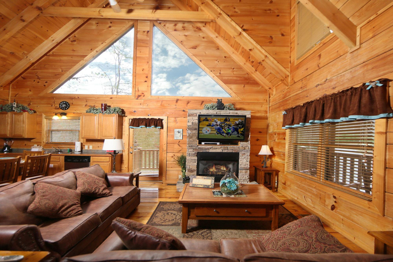 Bedroom 2, Smoky Mountain Getaway - Five Bedroom Cabin, Sevier