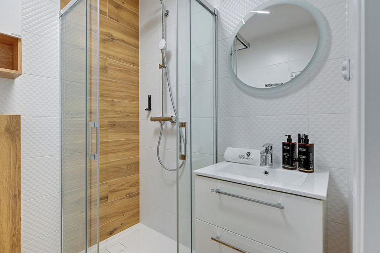 Bathroom 3, Lion Apartments - Angielska Grobla, Gdańsk City