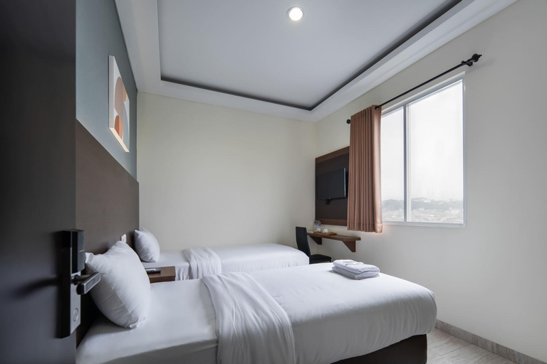 Bedroom 27