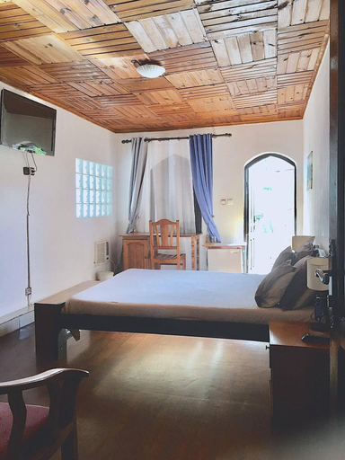 Bedroom 2, Iarimbato Hotel, Analamanga