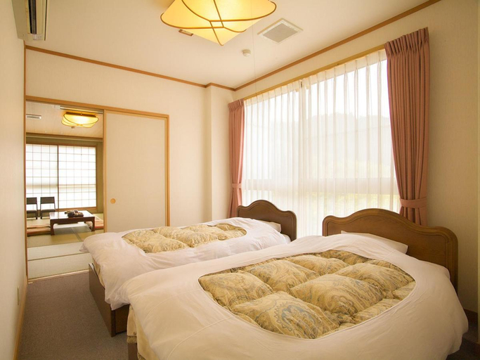 Bedroom 2, Ryokan Ichinose, Mishima