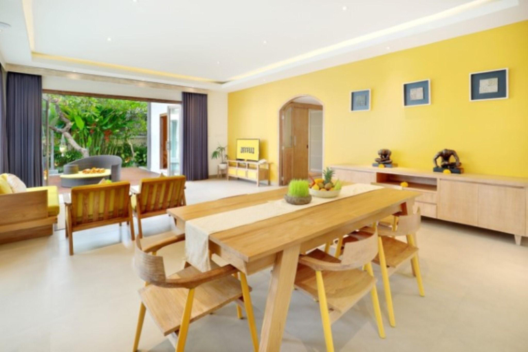 Dining Room 11