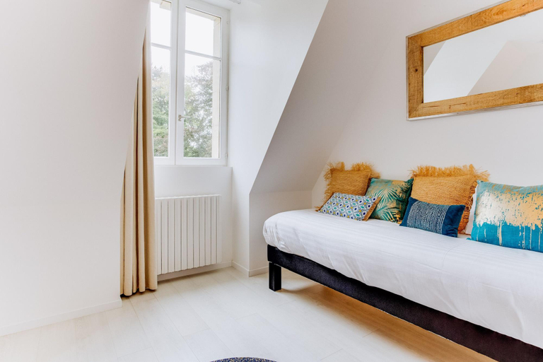 Bedroom 4, Chateau Cote de Nacre, Calvados
