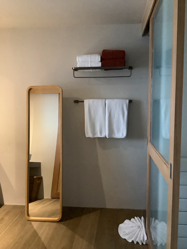 Bathroom 18