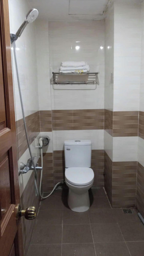 Bathroom 5, Purple Sun Apartment & Spa Da Nang, Da Nang