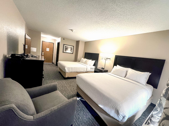 Bedroom 3, Country Trails Inn &Suites, Fillmore
