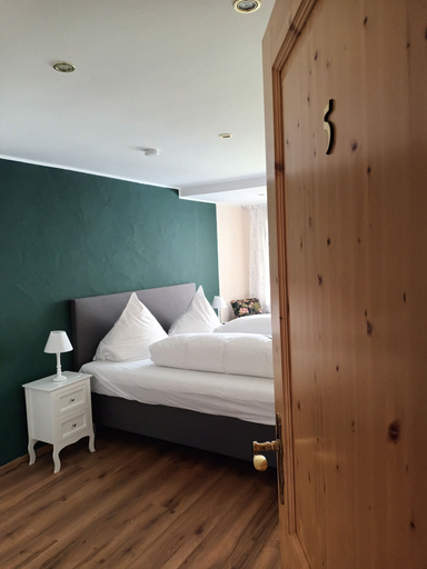 Bedroom 3, Landgasthof Zum Burghof, Hochsauerlandkreis
