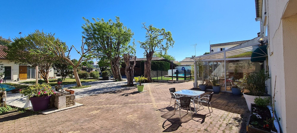 Exterior & Views 5, Hotel les vieux Acacias, Gironde