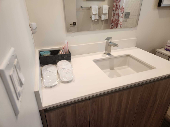 Bathroom 4, Urban Chic Apart-Hotels in Central LA, Los Angeles