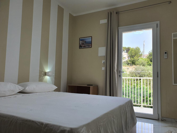 Others 5, B&B La Leggenda, Foggia