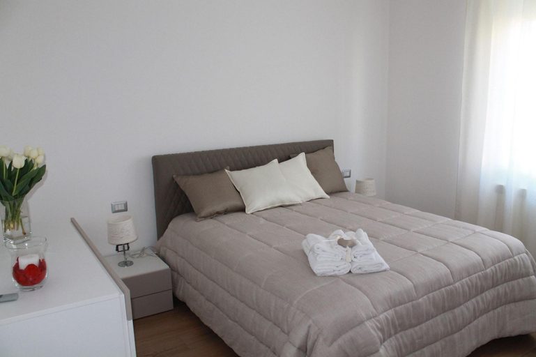 Bedroom 4, Aries B&B, Lecce