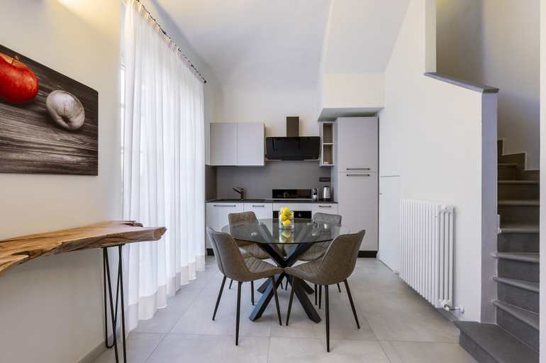 Dining Room 5