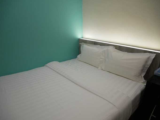 Bedroom 8