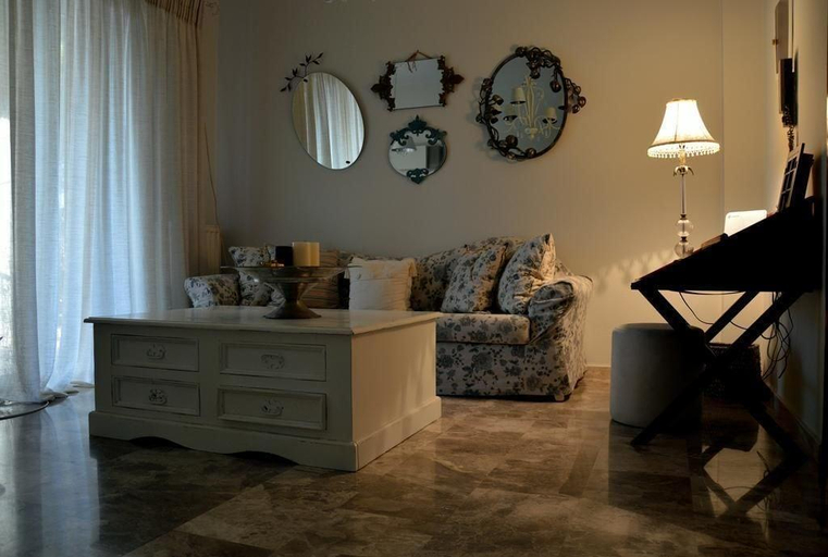 Bedroom 2, Ammos Luxury Suites, Peloponnese