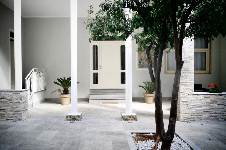 Exterior & Views 2, Villa di Nera B&B, Palermo