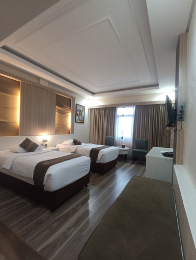 Bedroom 12