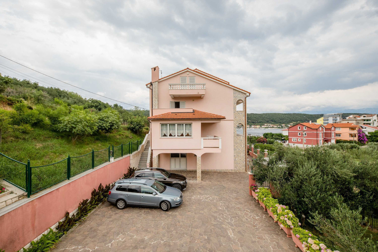Exterior & Views 1, Guest House Villa Anggela, Lopar/Supetarska Draga