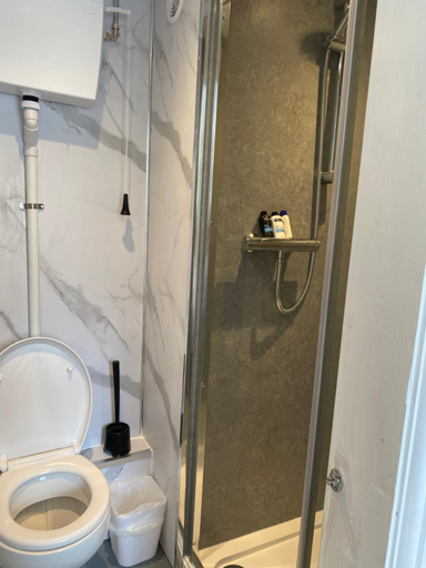 Bathroom 3, Prince Of Wales Rooms, Denbighshire