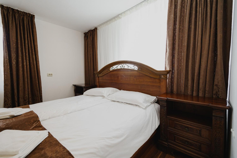 Others 4, CASA BARONULUI, Baia Mare