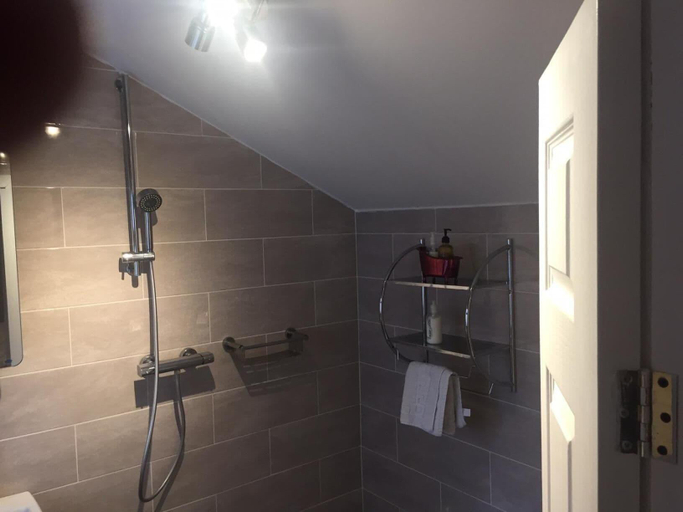 Bathroom 4, Marston House, Blackpool