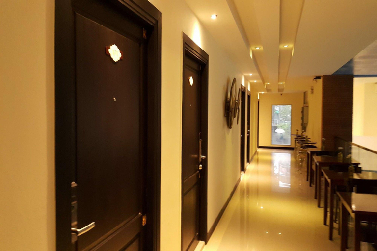 Public Area 2, Leelawadee Modern Resort Huaykwang, Din Dang
