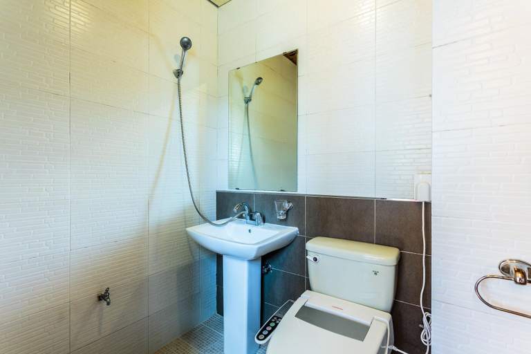 Bathroom 3, Seogwipo Neulbada Pet Pension, Seogwipo