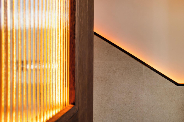 Public Area 3, Le Lampika Hotel, Paris