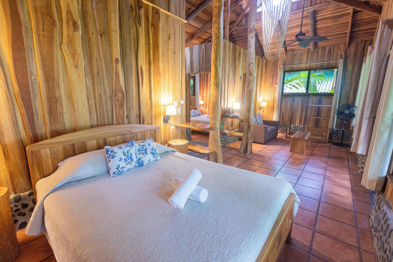 Bedroom 2, La Cusinga Lodge, Osa