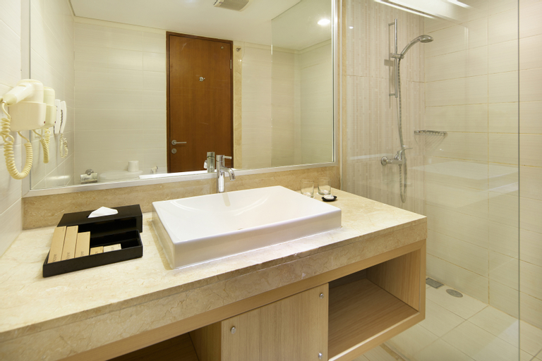 Bathroom 11