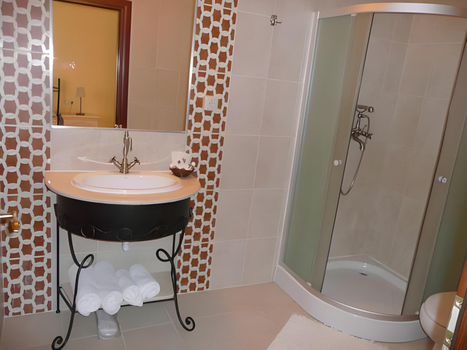 Bathroom 4, Park Villa - Boutique Hotel, Timisoara