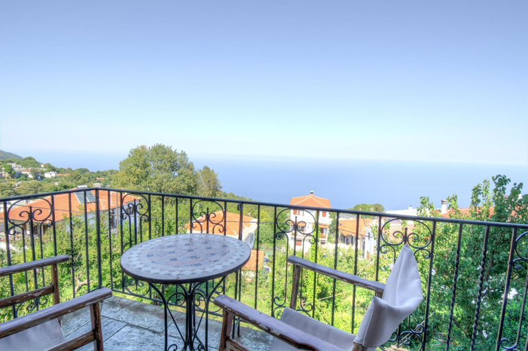 Others 4, Traditional Guesthouse 4 Epoches, Thessaly