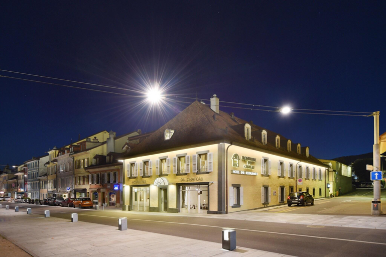 Exterior & Views 23
