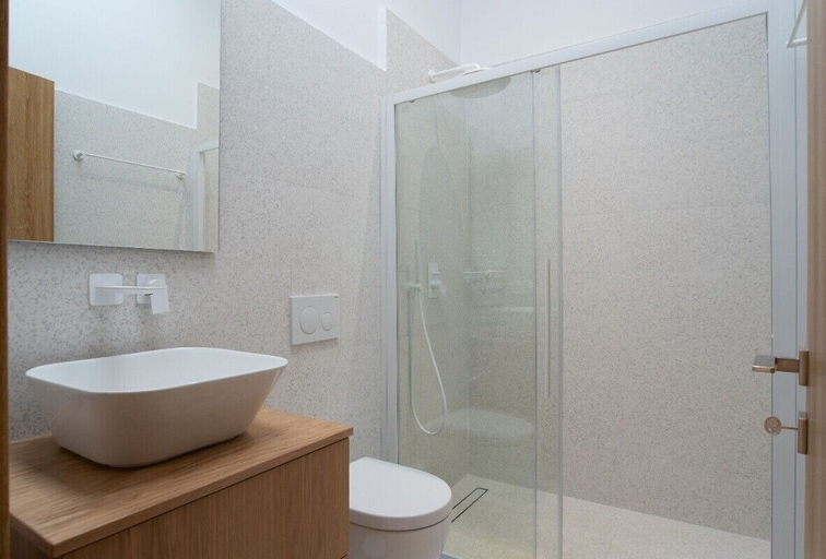 Bathroom 3, Parikia's Cosy Jewel, South Aegean