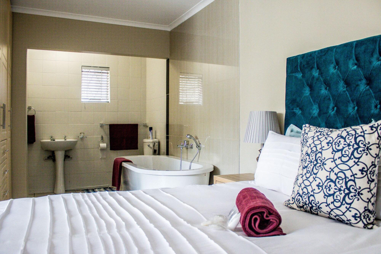 Bedroom 3, Pro Active Guest House, City of Tshwane