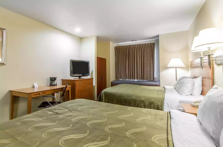 Bedroom 9
