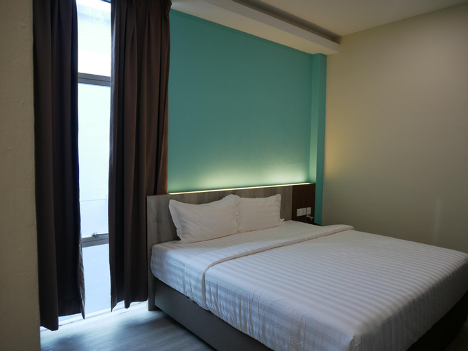 Bedroom 16